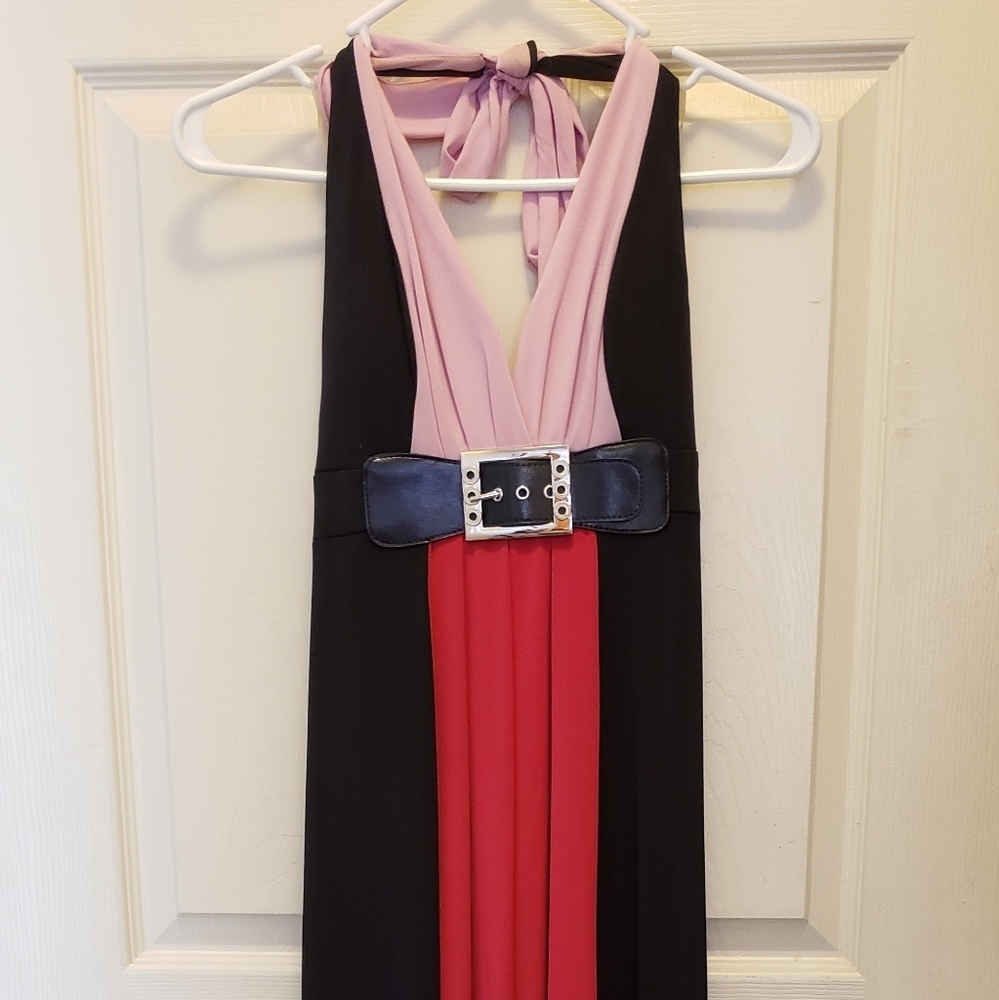 Super cute pale & hot pink maxi dress.